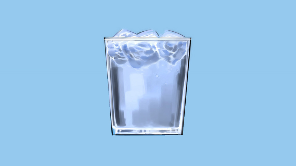 Eiswürfel in einem Glas Wasser