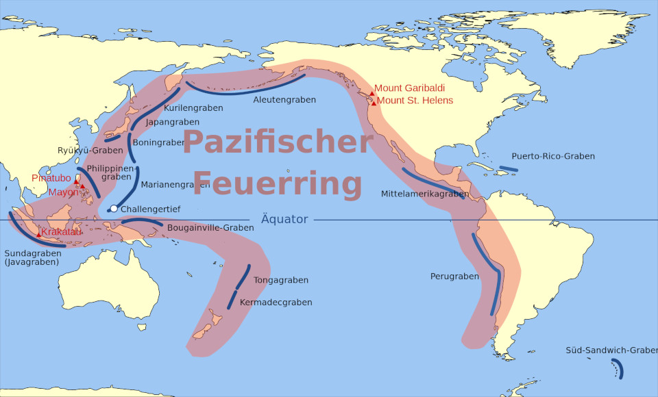 Geografische Karte des pazifischen Raums, mit Einzeichnung des Feuerrings anhand von roten Markierungen.